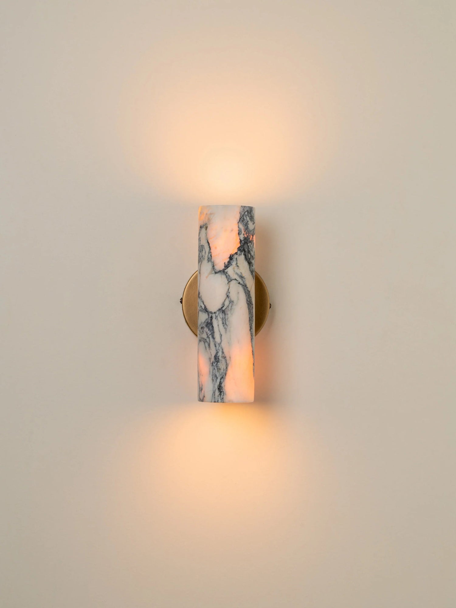 Calla Calacatta Wall Lamp