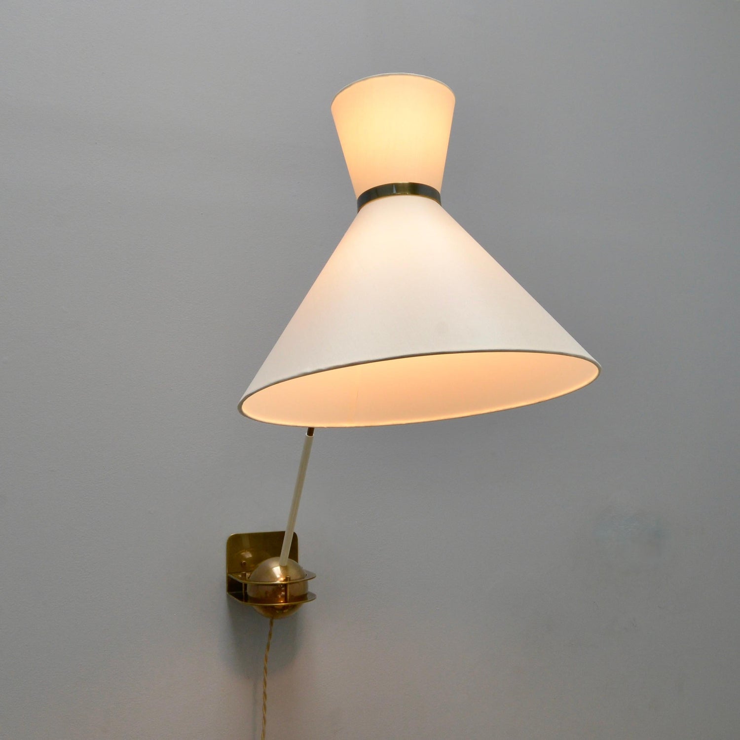 LU Sphere Wall Sconce