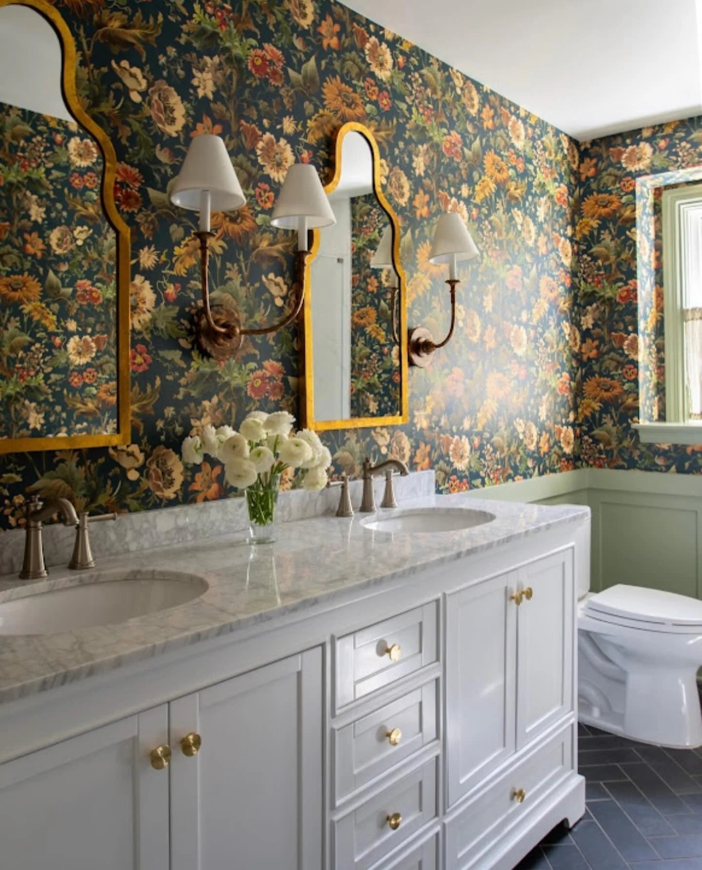 Yi Series Wall Sconce